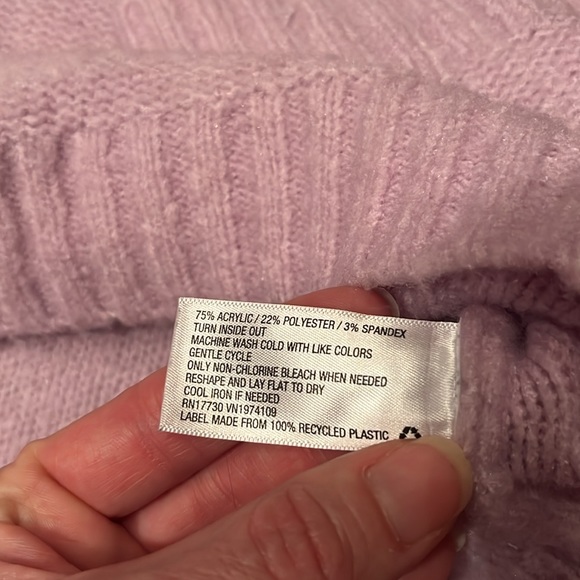 Like new Wild Fable light lavender knit sweater - Picture 7 of 12